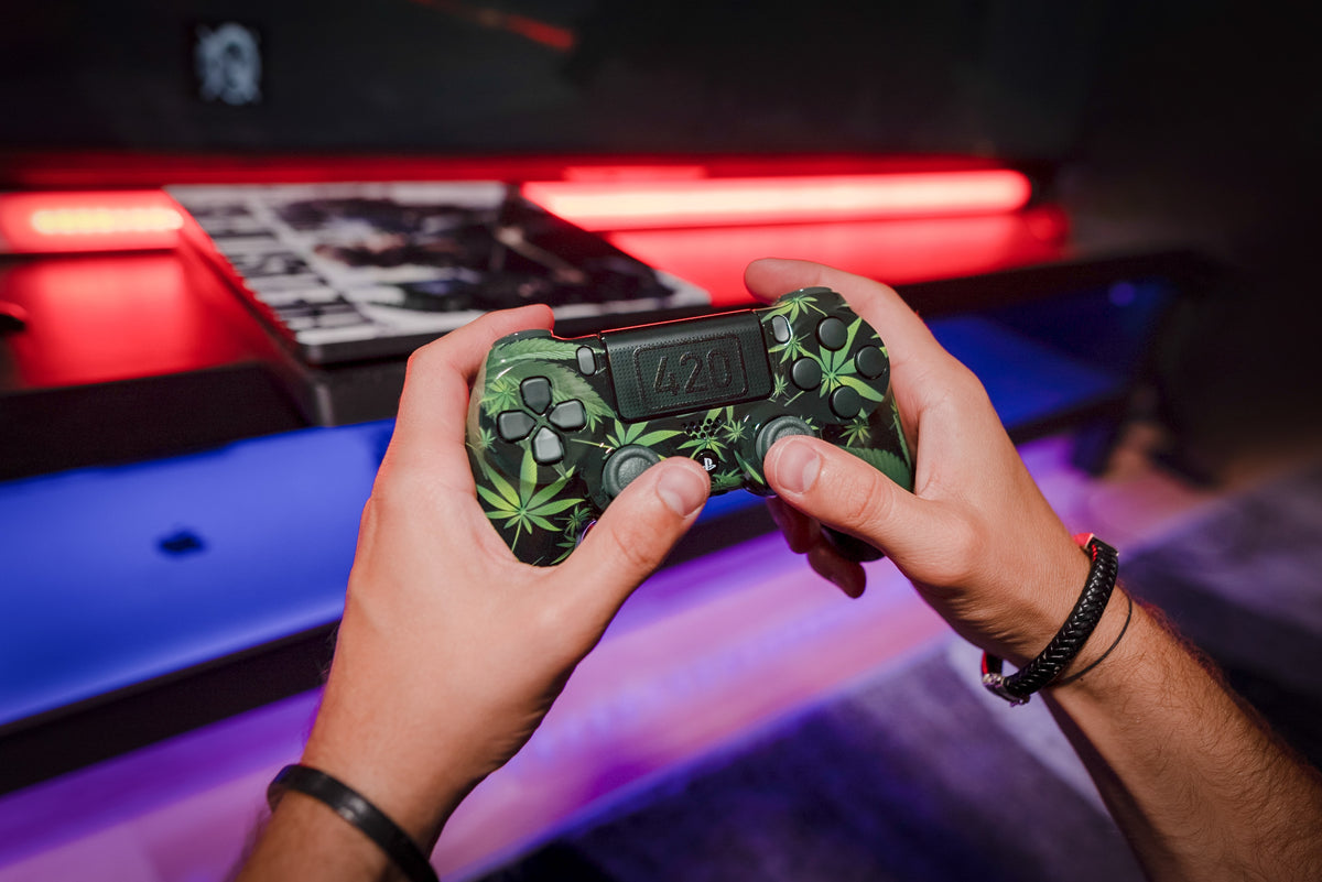 Custom Modio Controllers Custom Modded Controller for Xbox One and PS5.